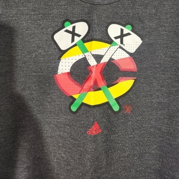 Adidas Chicago Blackhawks Gray Sweatshirt Womens Small - Picture 7 of 9